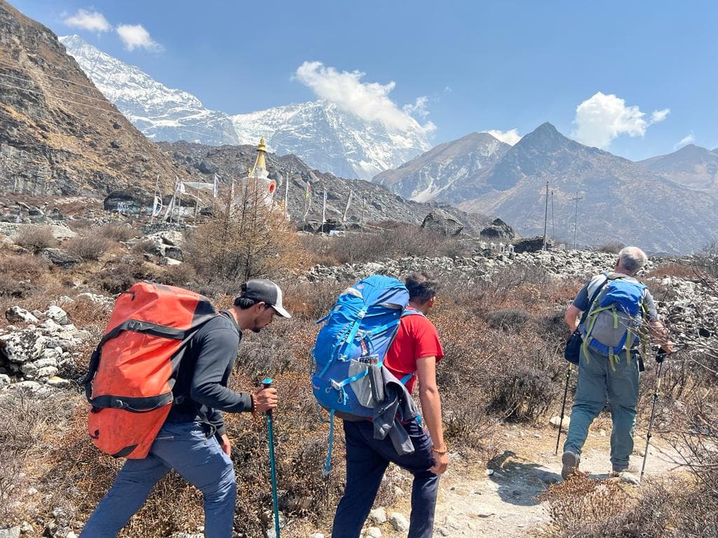 Langtang and Gosaikunda Trek gallery image 1